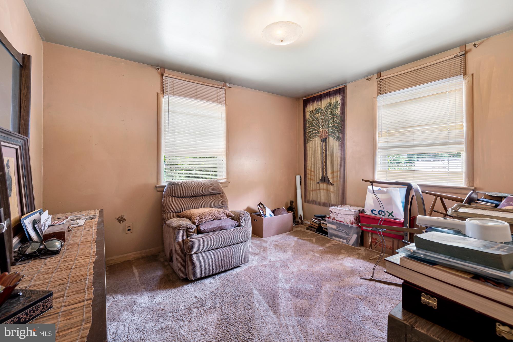 MURMURING PINES - Residential