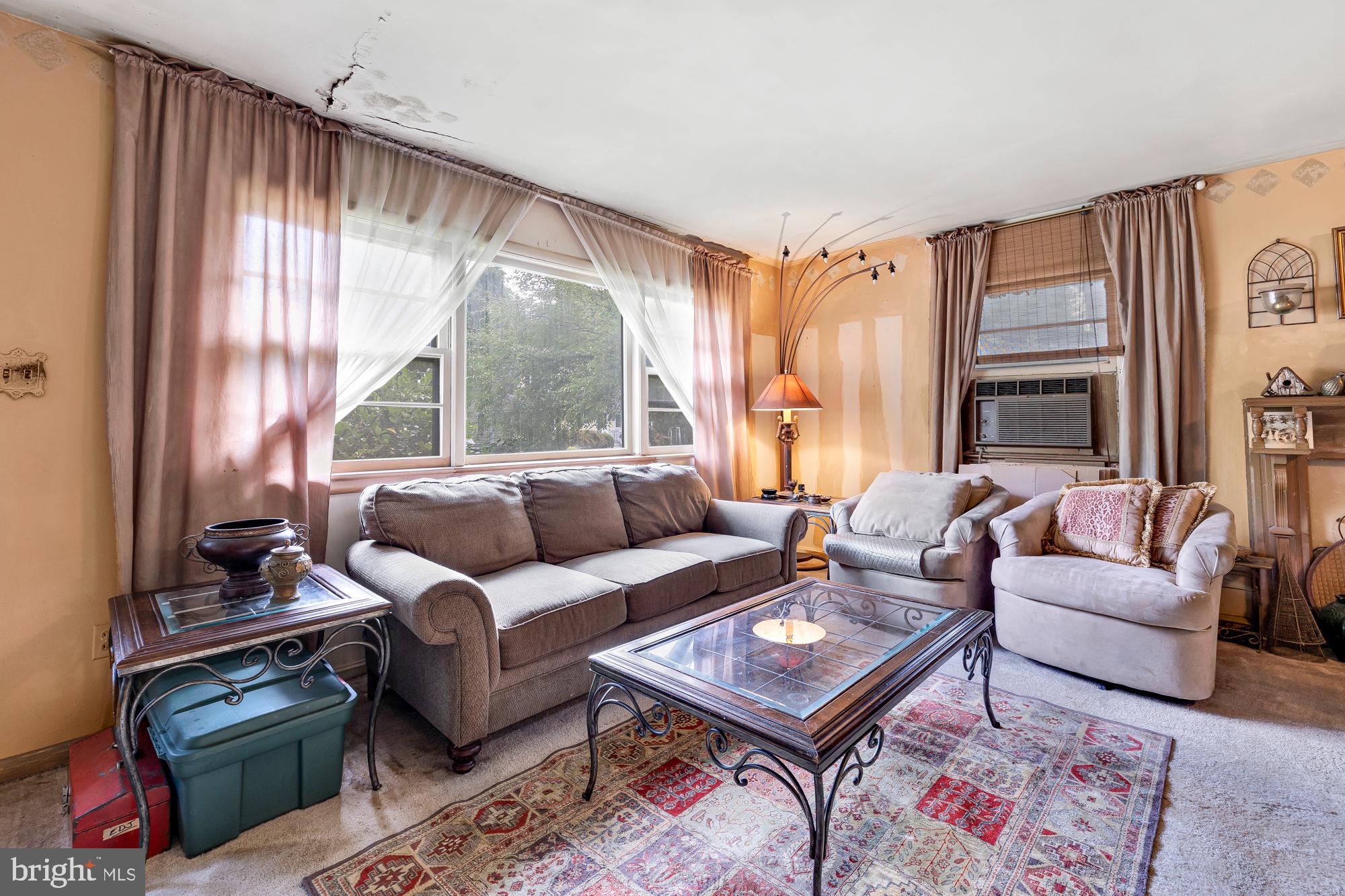 MURMURING PINES - Residential