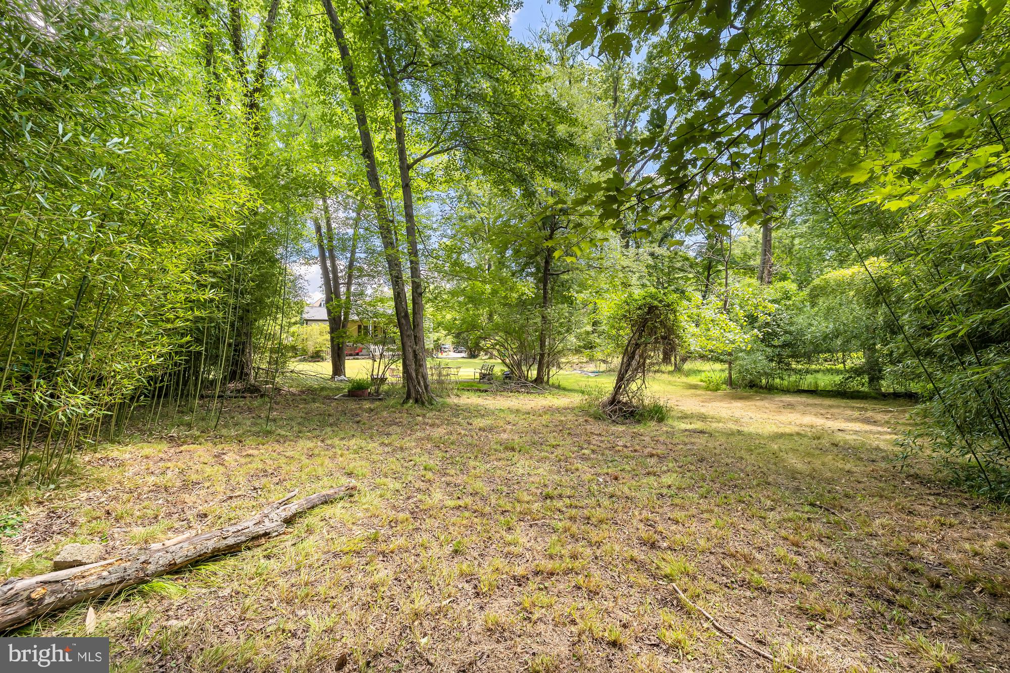 MURMURING PINES - Residential