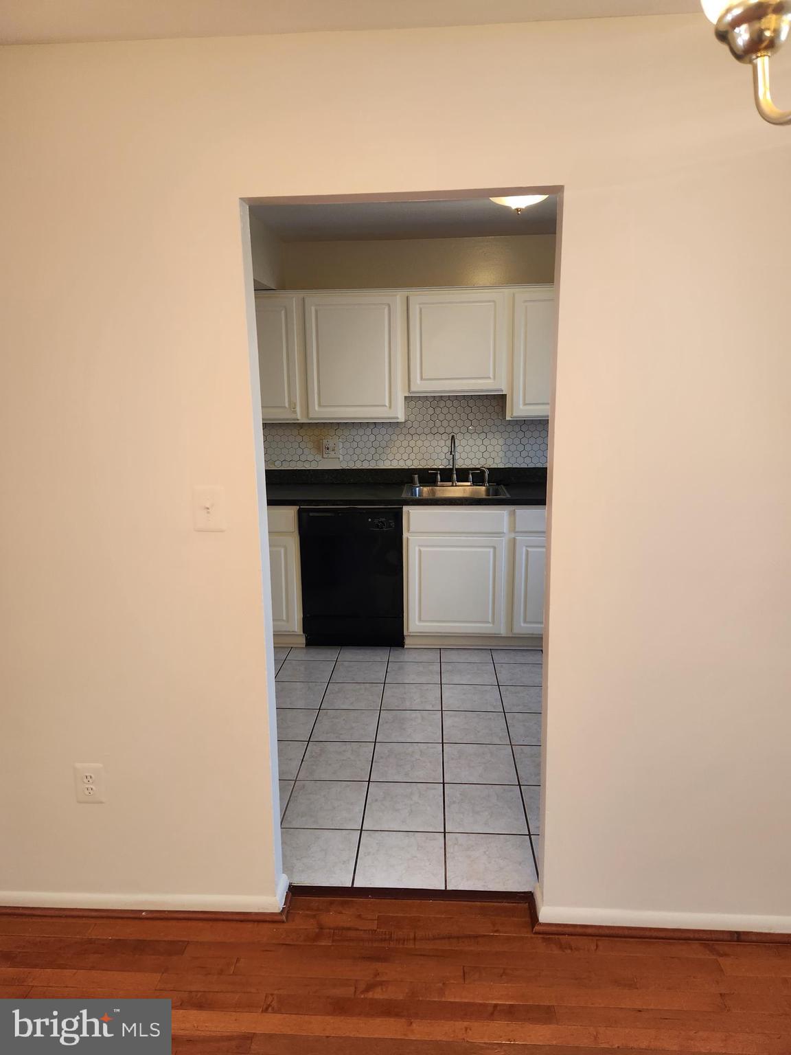 ANDOVER HEIGHTS CONDO I - Residential Lease