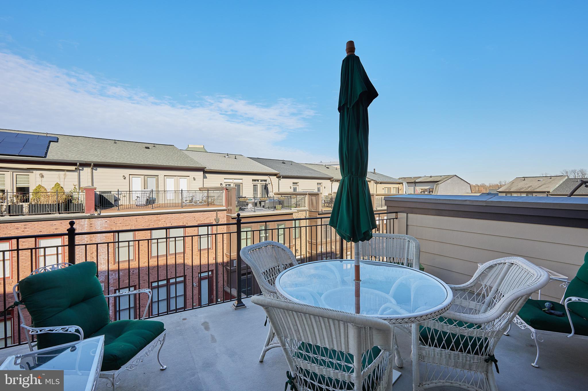 PARK POTOMAC - Residential