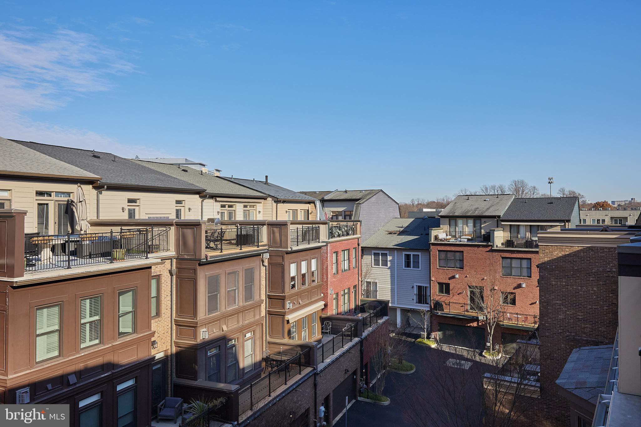 PARK POTOMAC - Residential