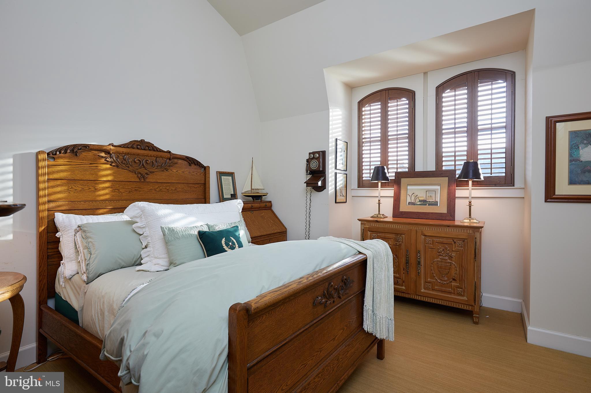 PARK POTOMAC - Residential