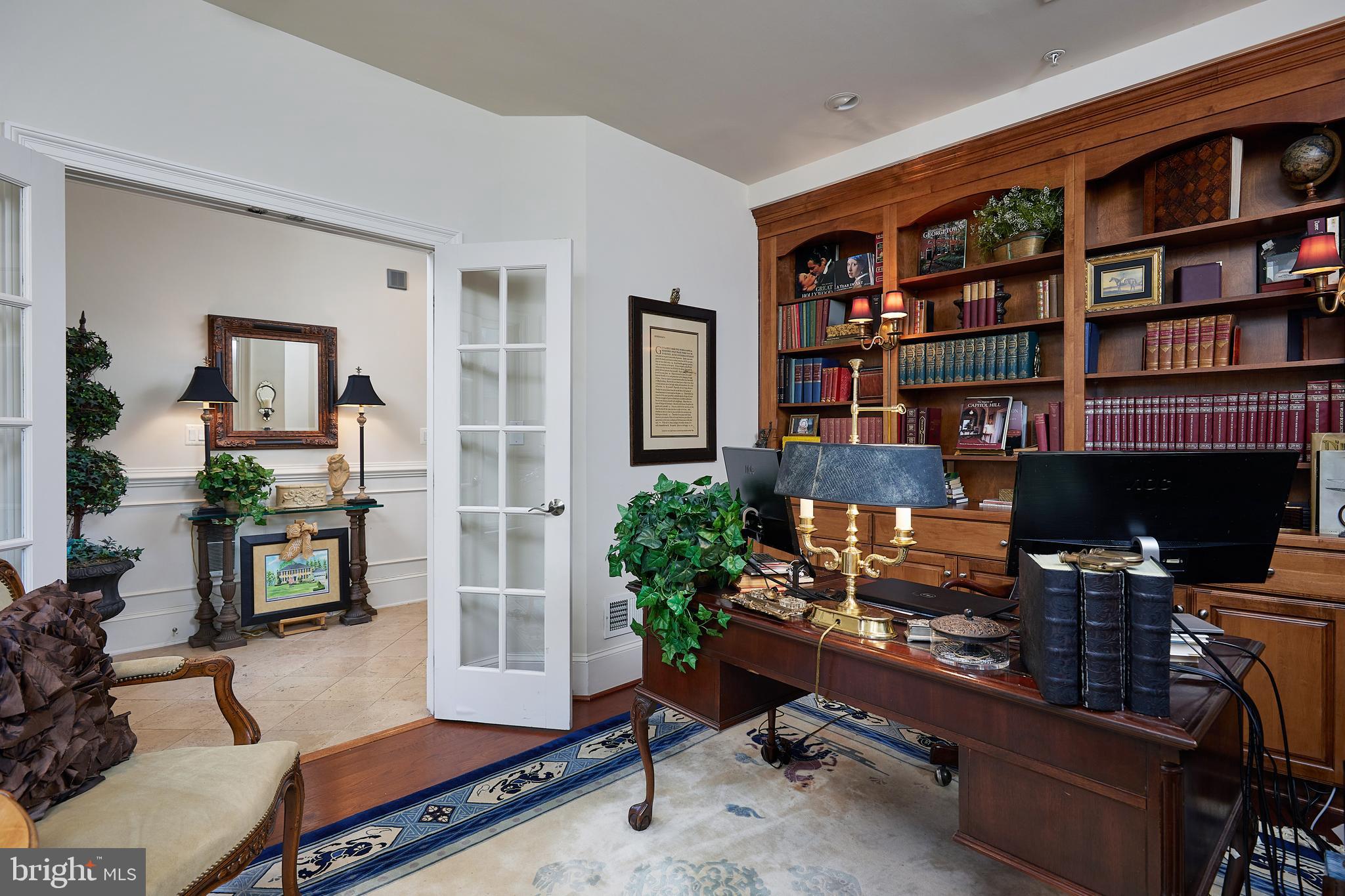 PARK POTOMAC - Residential