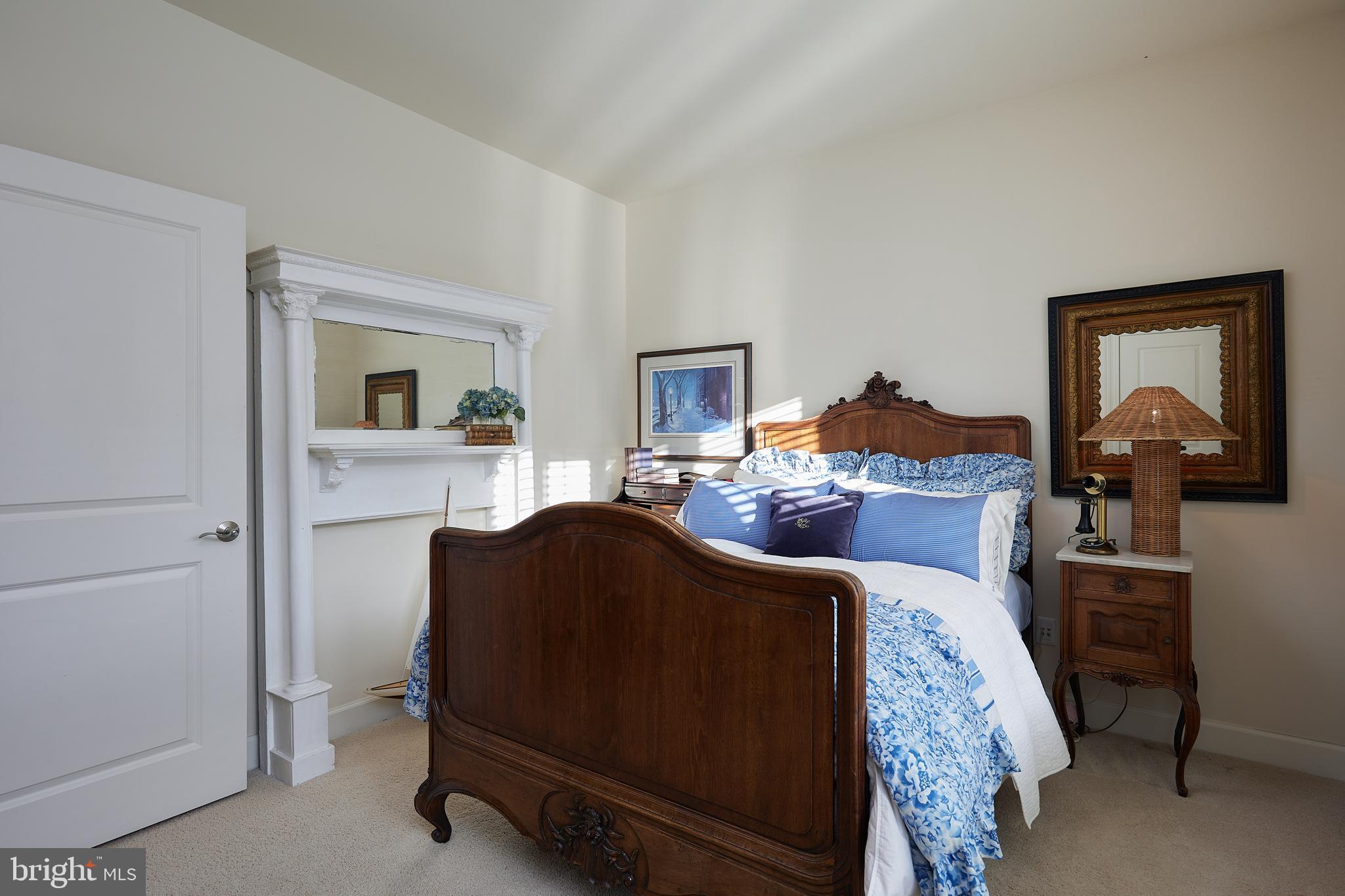 PARK POTOMAC - Residential