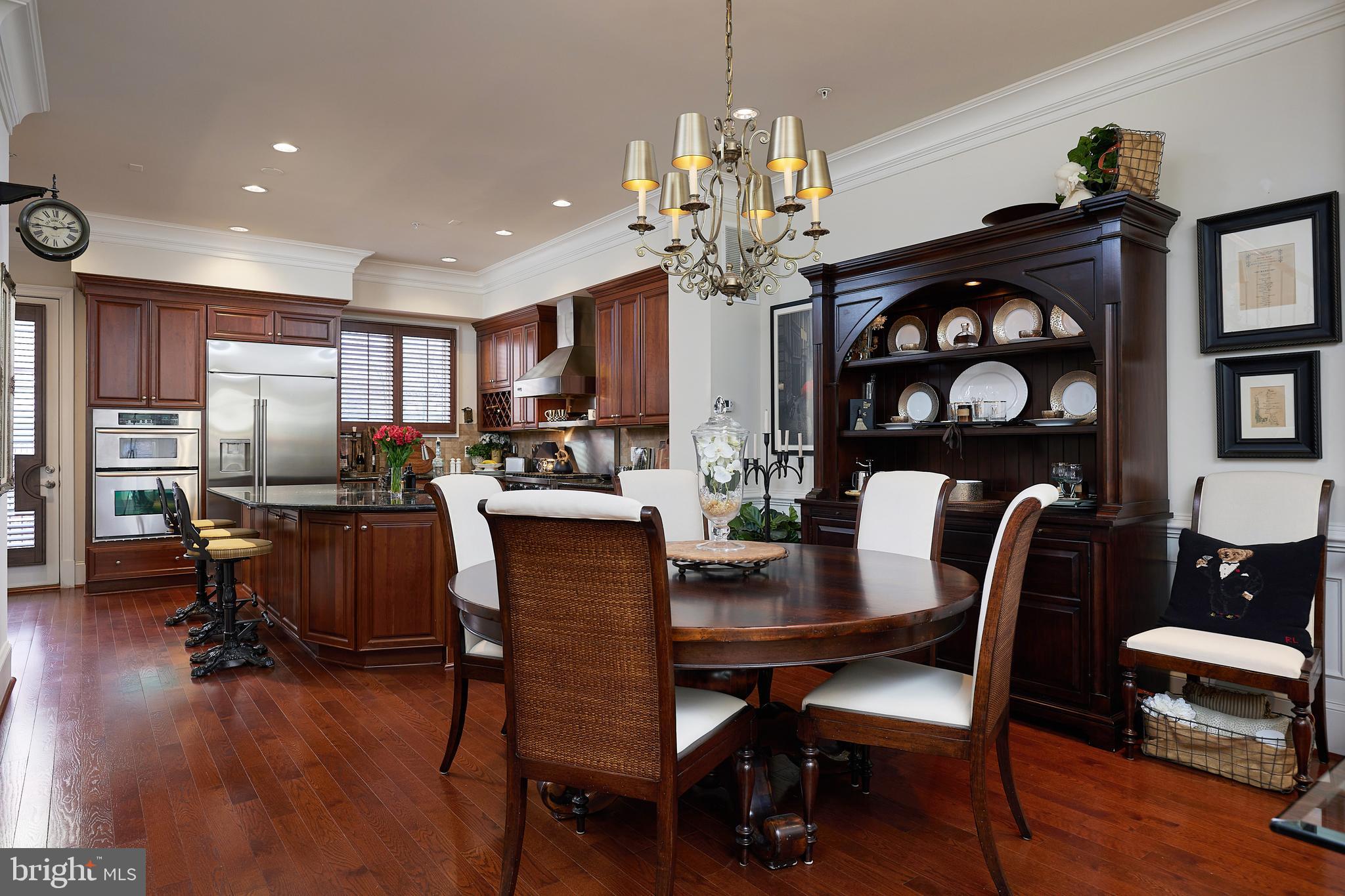 PARK POTOMAC - Residential