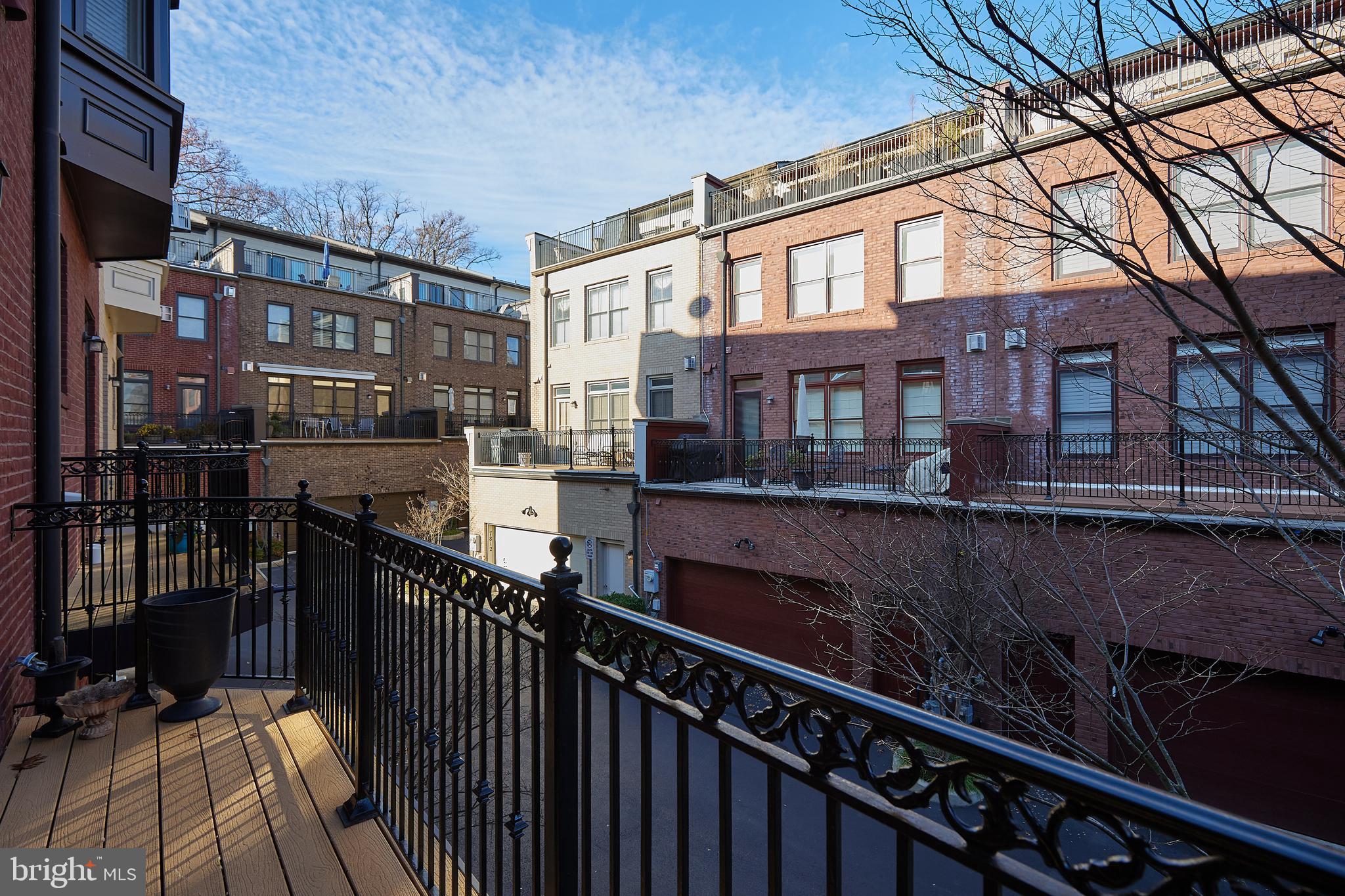 PARK POTOMAC - Residential