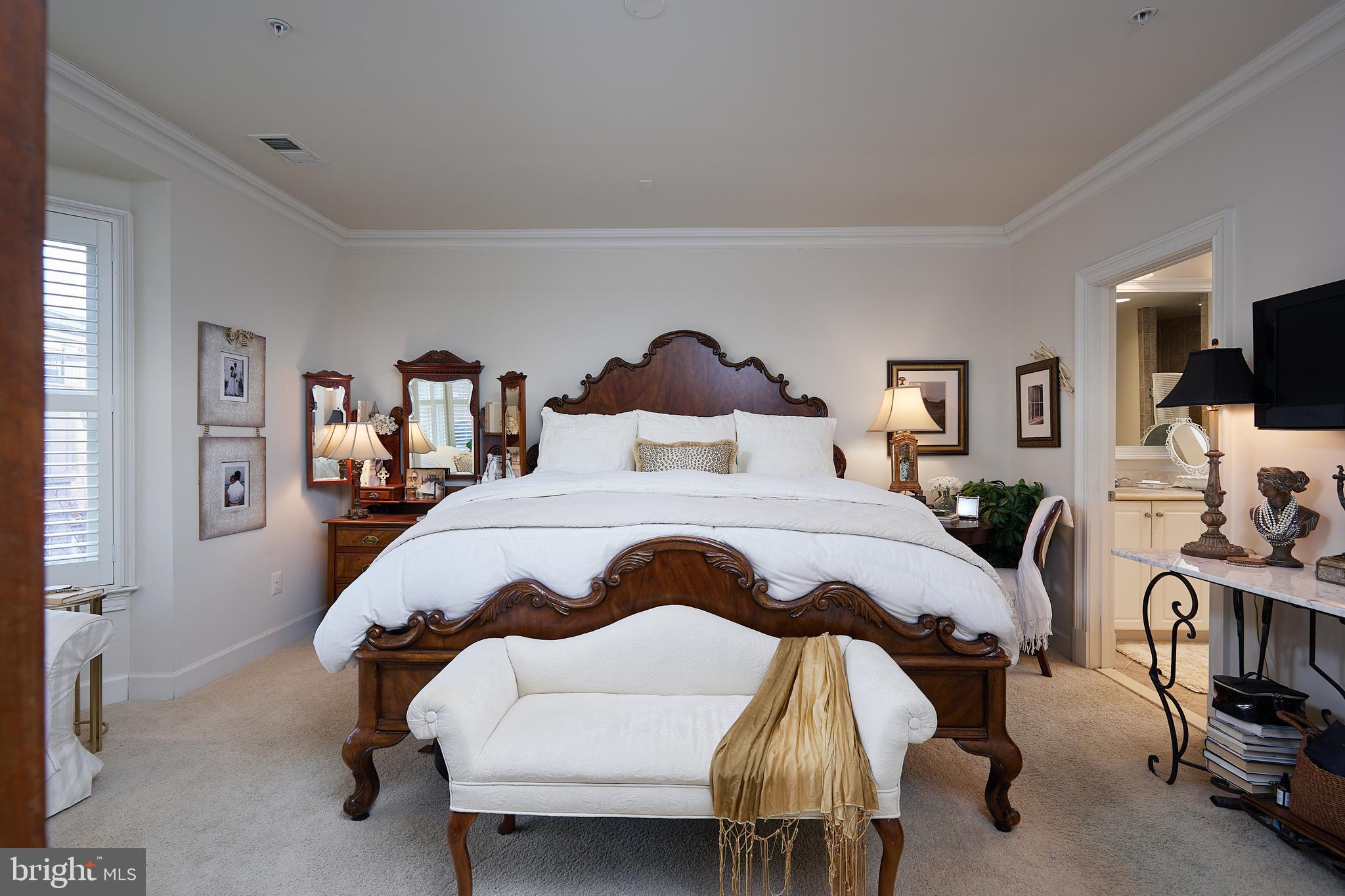 PARK POTOMAC - Residential