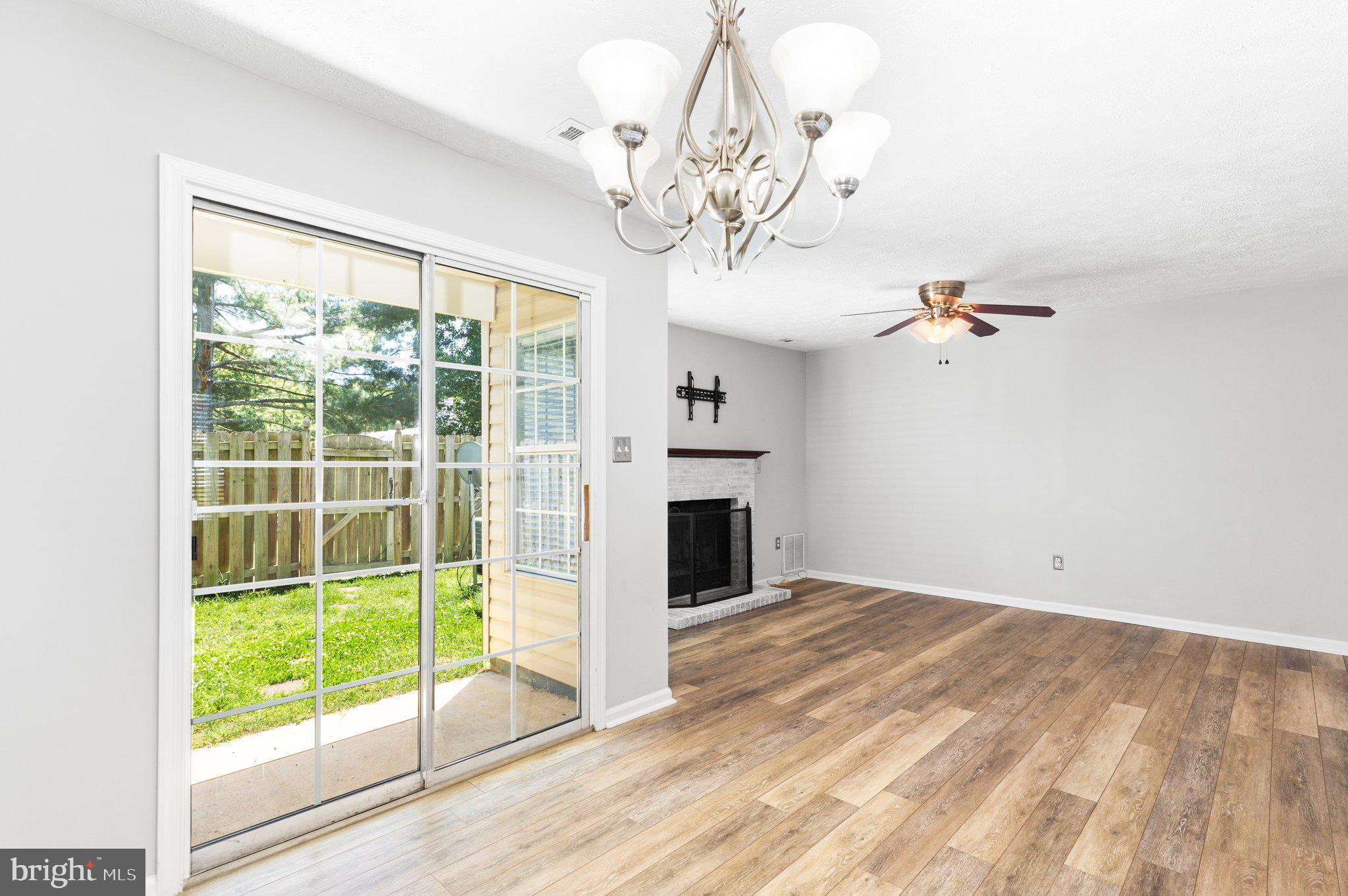 VILLAGES OF SALEM STATION - Residential Lease