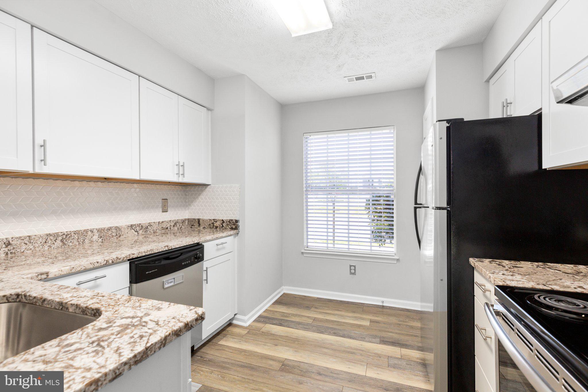 VILLAGES OF SALEM STATION - Residential Lease