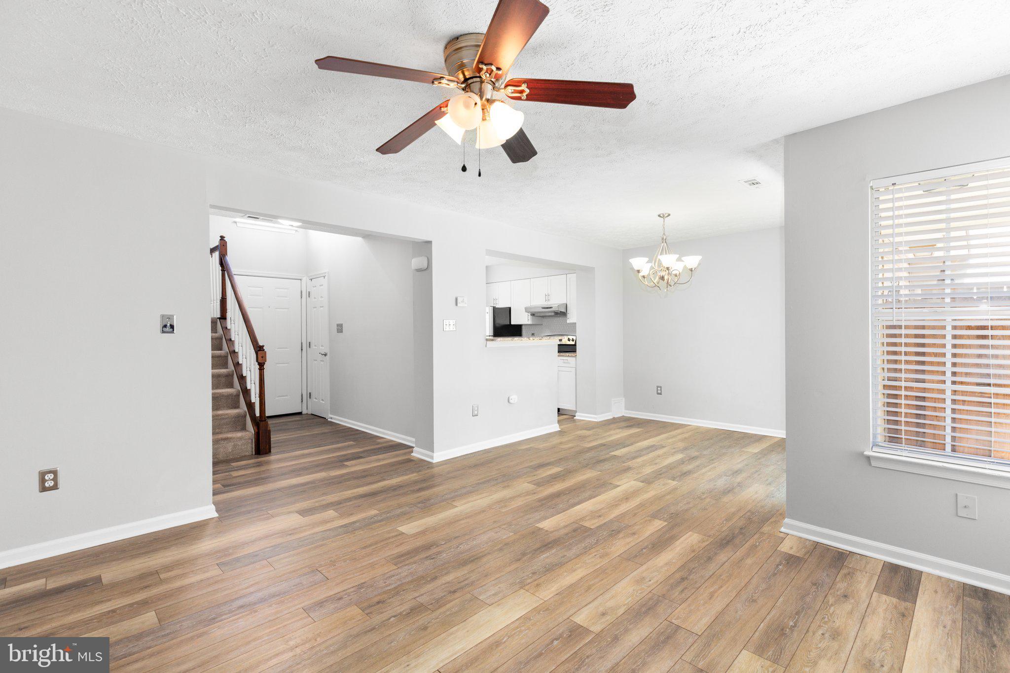 VILLAGES OF SALEM STATION - Residential Lease