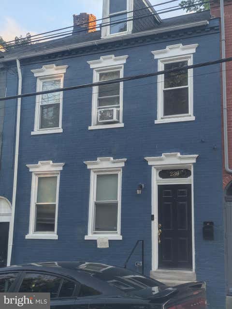 Photo of 230 W Strawberry Street, LANCASTER, PA 17603 (MLS # PALA2089458)
