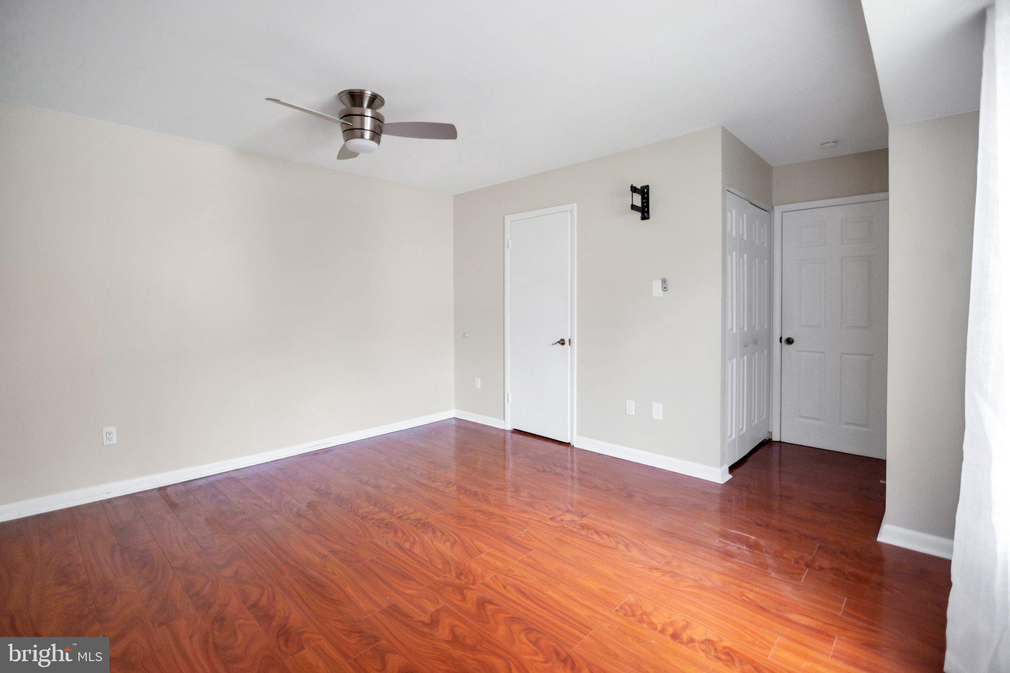 LONG REACH KNOLLS - Residential