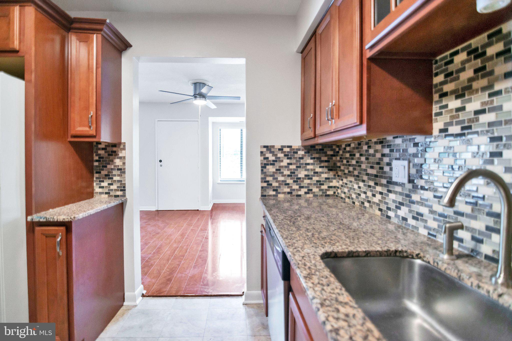 LONG REACH KNOLLS - Residential