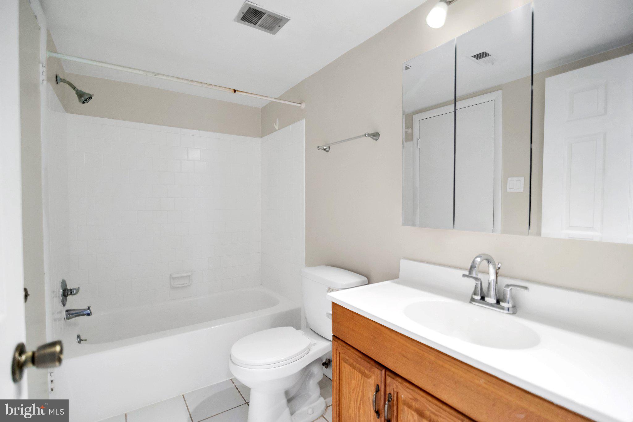 LONG REACH KNOLLS - Residential