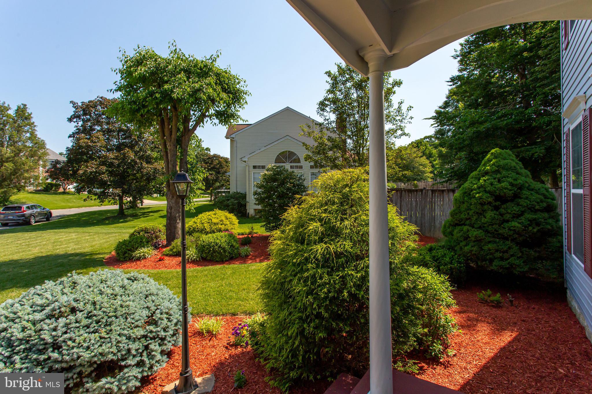 ASHFORD OAKS - Residential