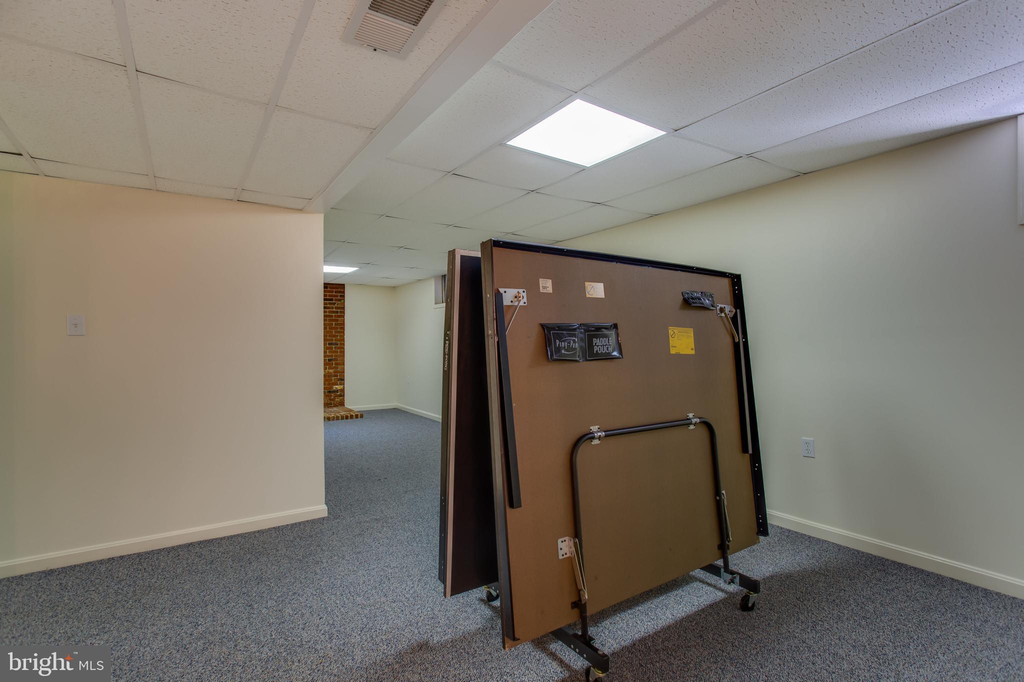 ASHFORD OAKS - Residential