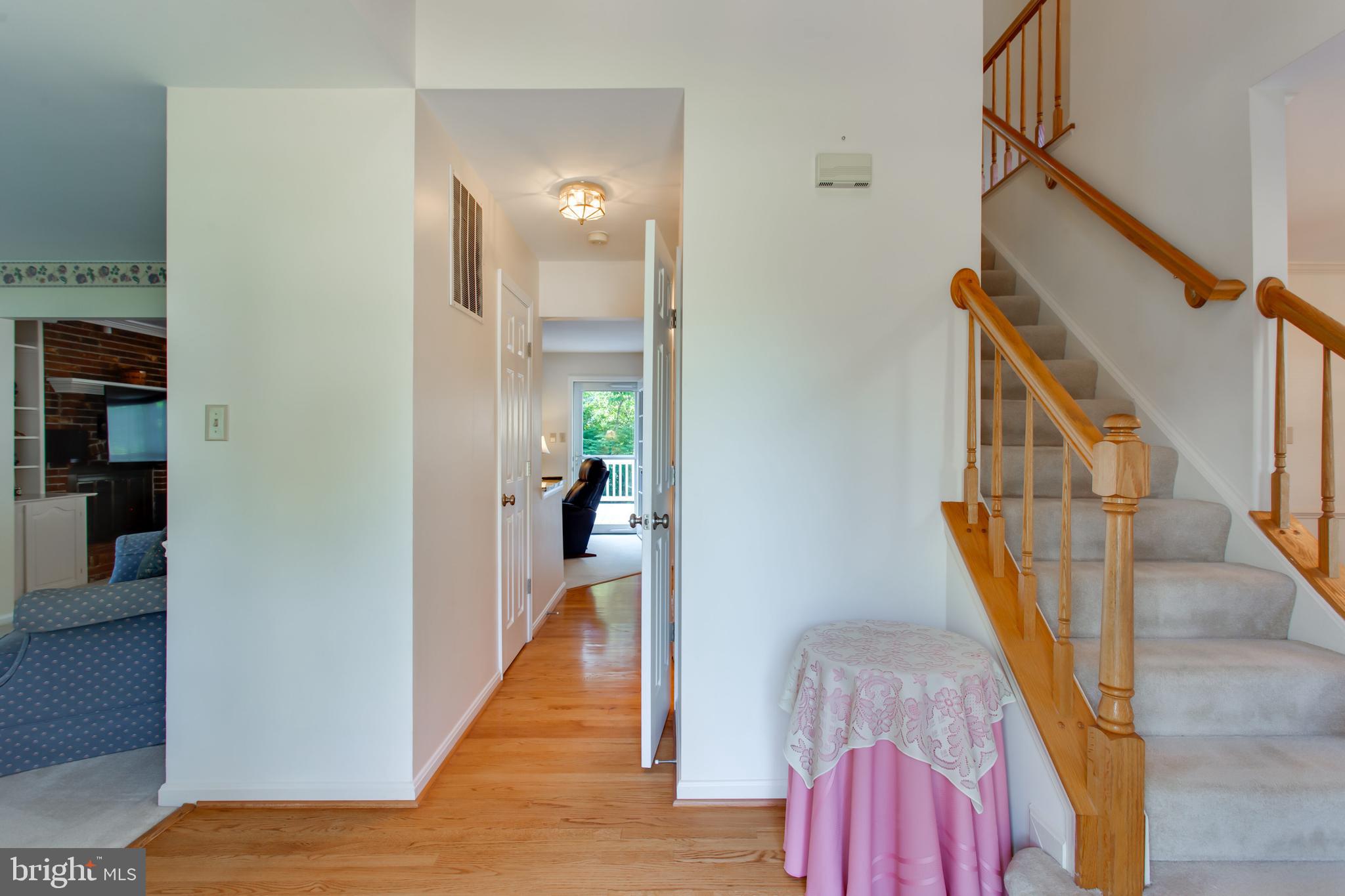 ASHFORD OAKS - Residential