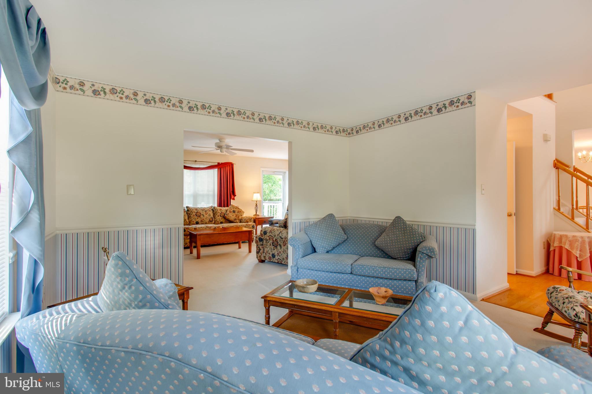 ASHFORD OAKS - Residential