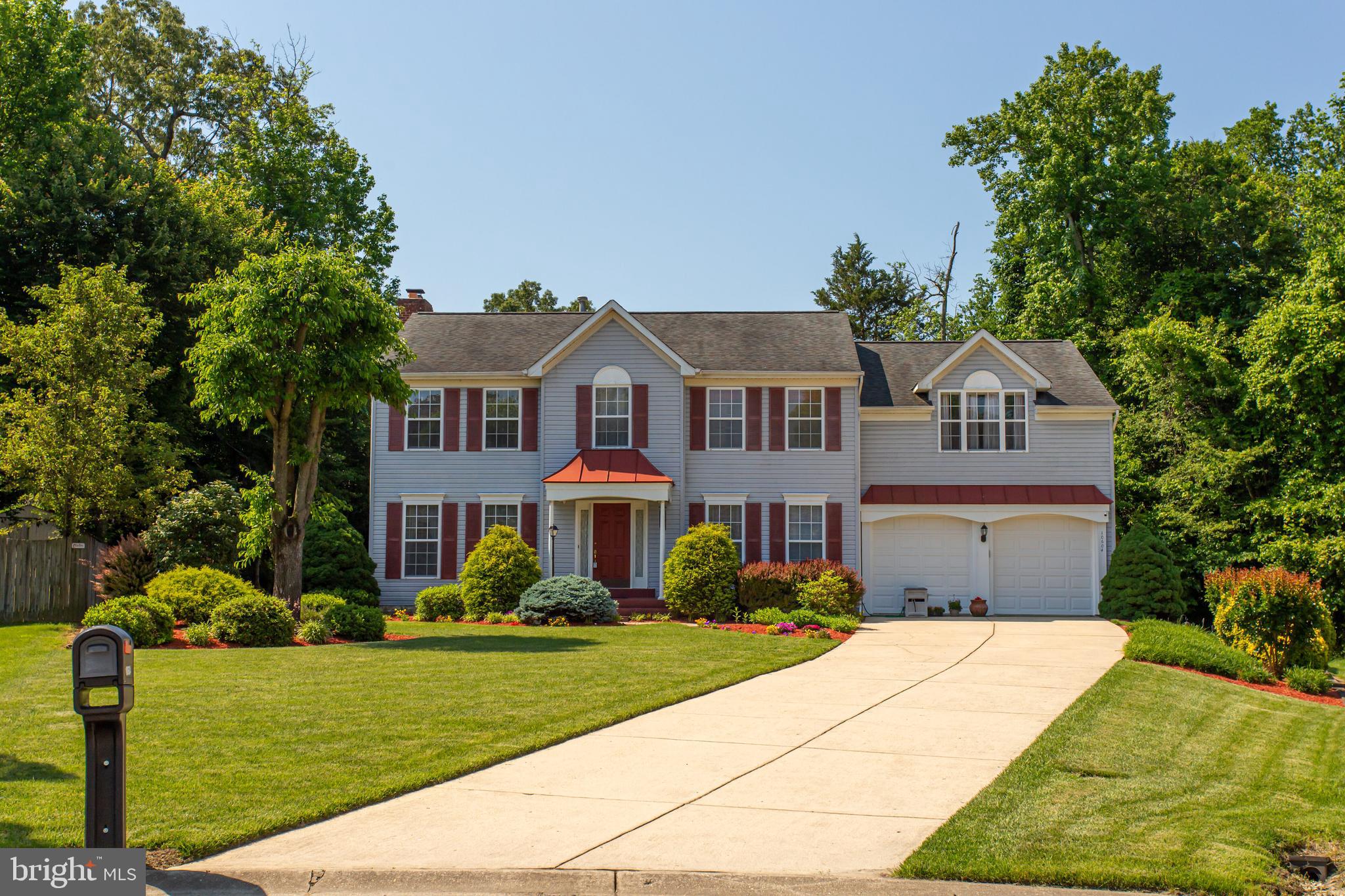 ASHFORD OAKS - Residential