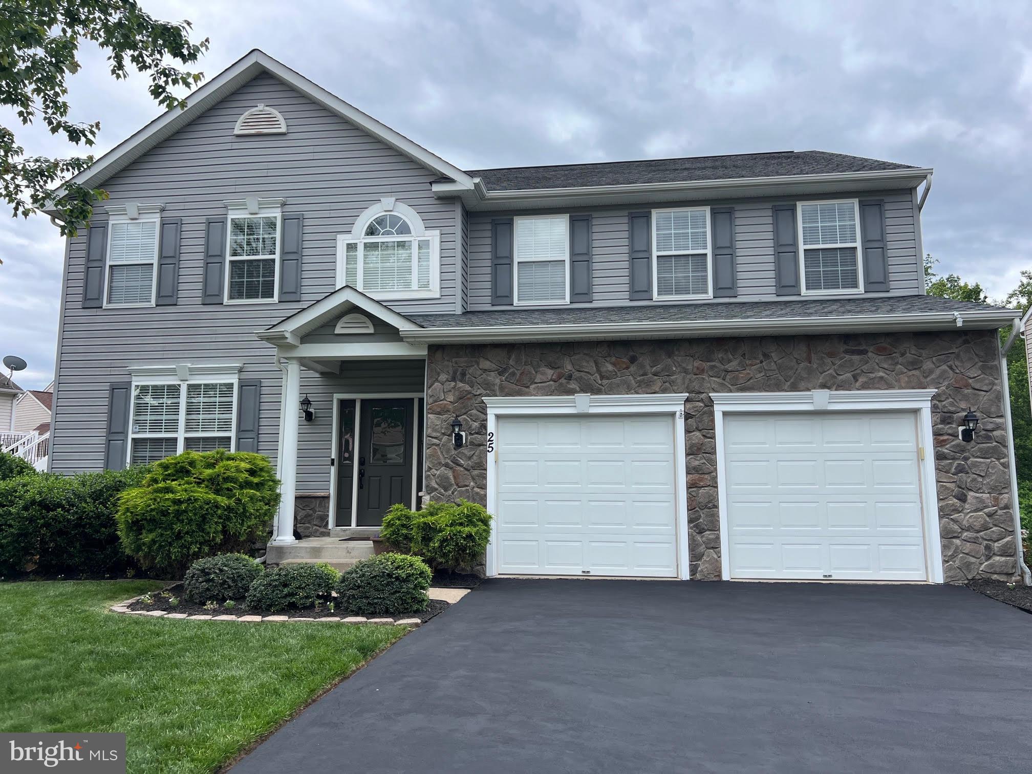25 FOUNTAIN DRIVE