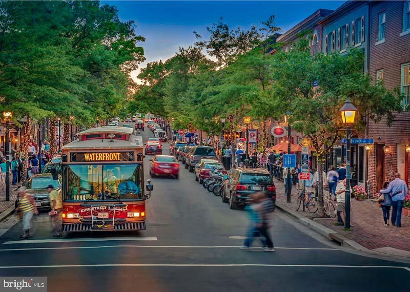 POTOMAC GREENS - Residential Lease