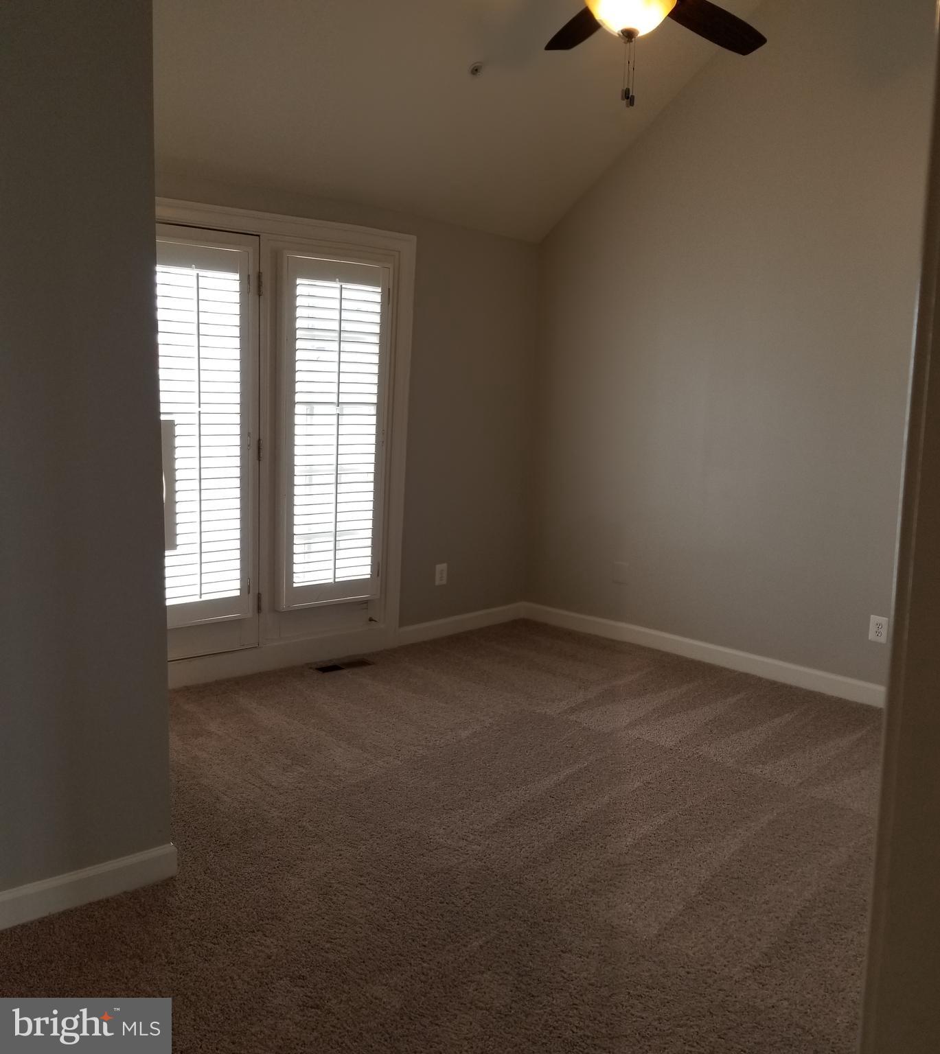 POTOMAC GREENS - Residential Lease