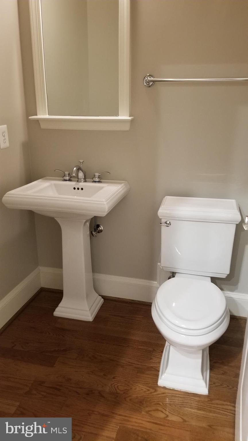 POTOMAC GREENS - Residential Lease