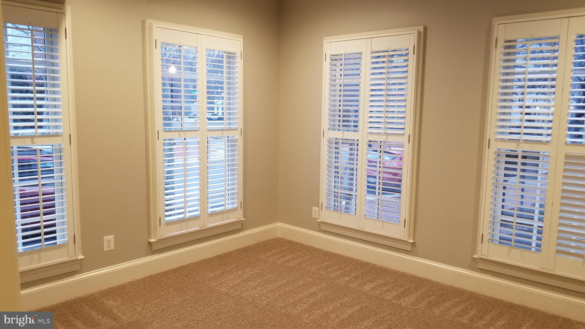 POTOMAC GREENS - Residential Lease