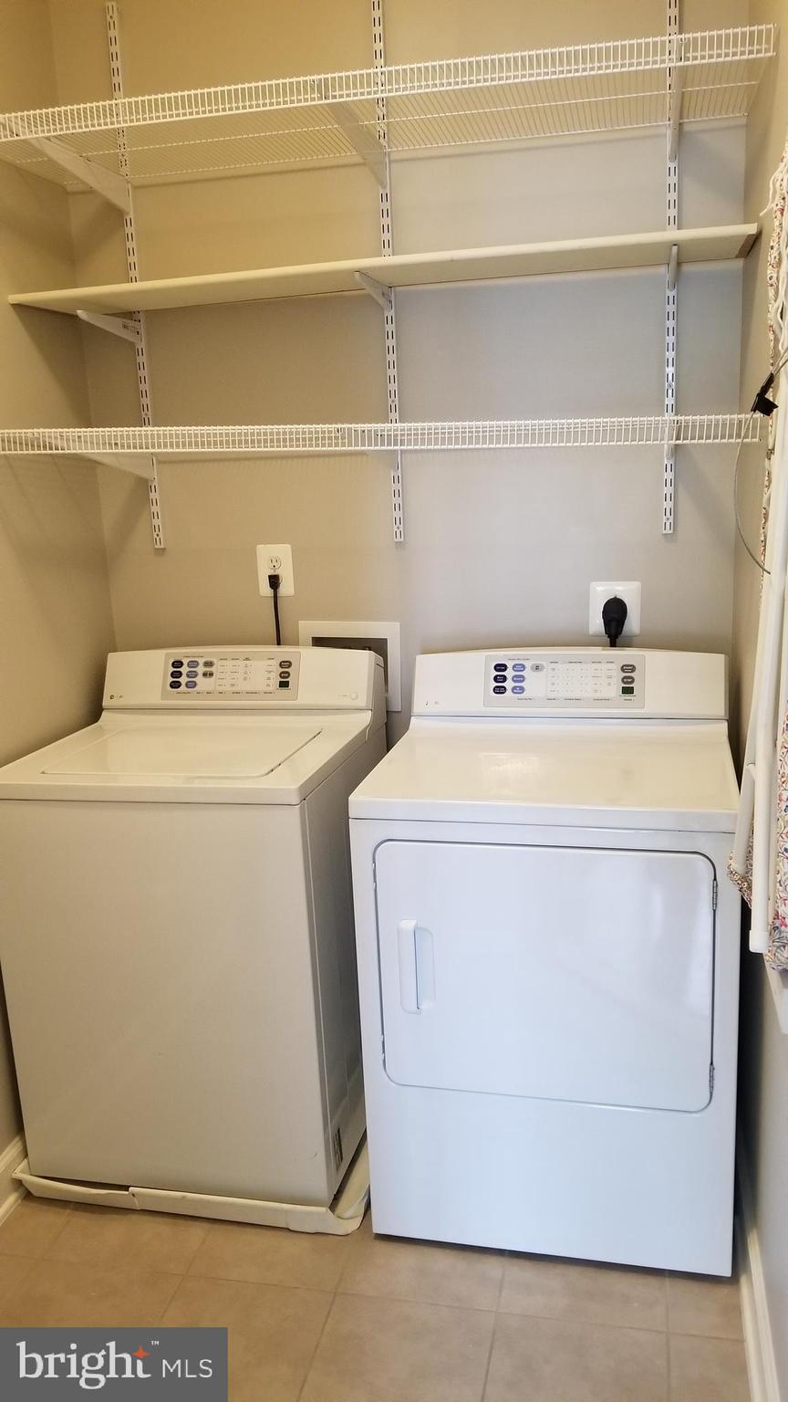 POTOMAC GREENS - Residential Lease