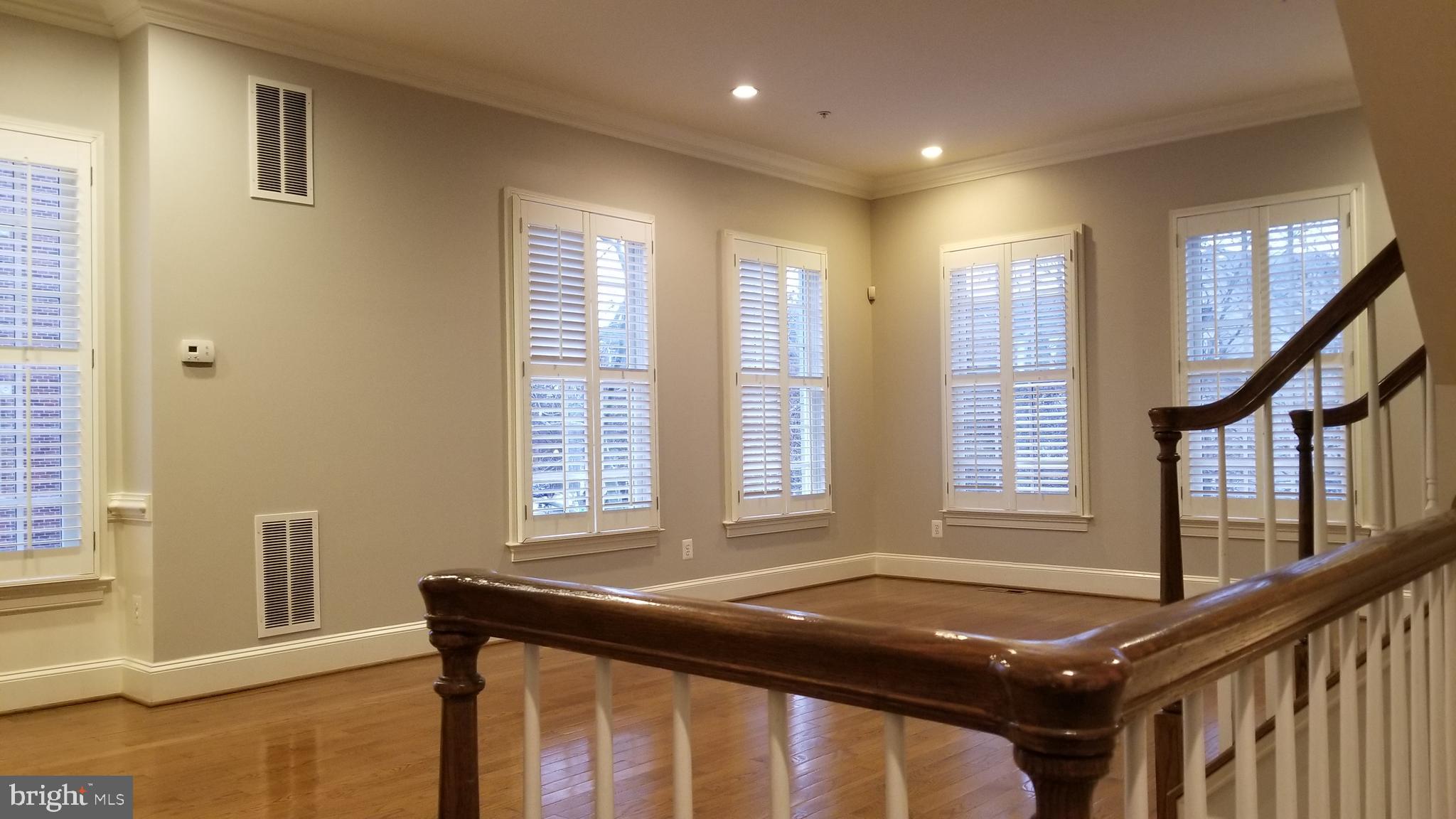 POTOMAC GREENS - Residential Lease