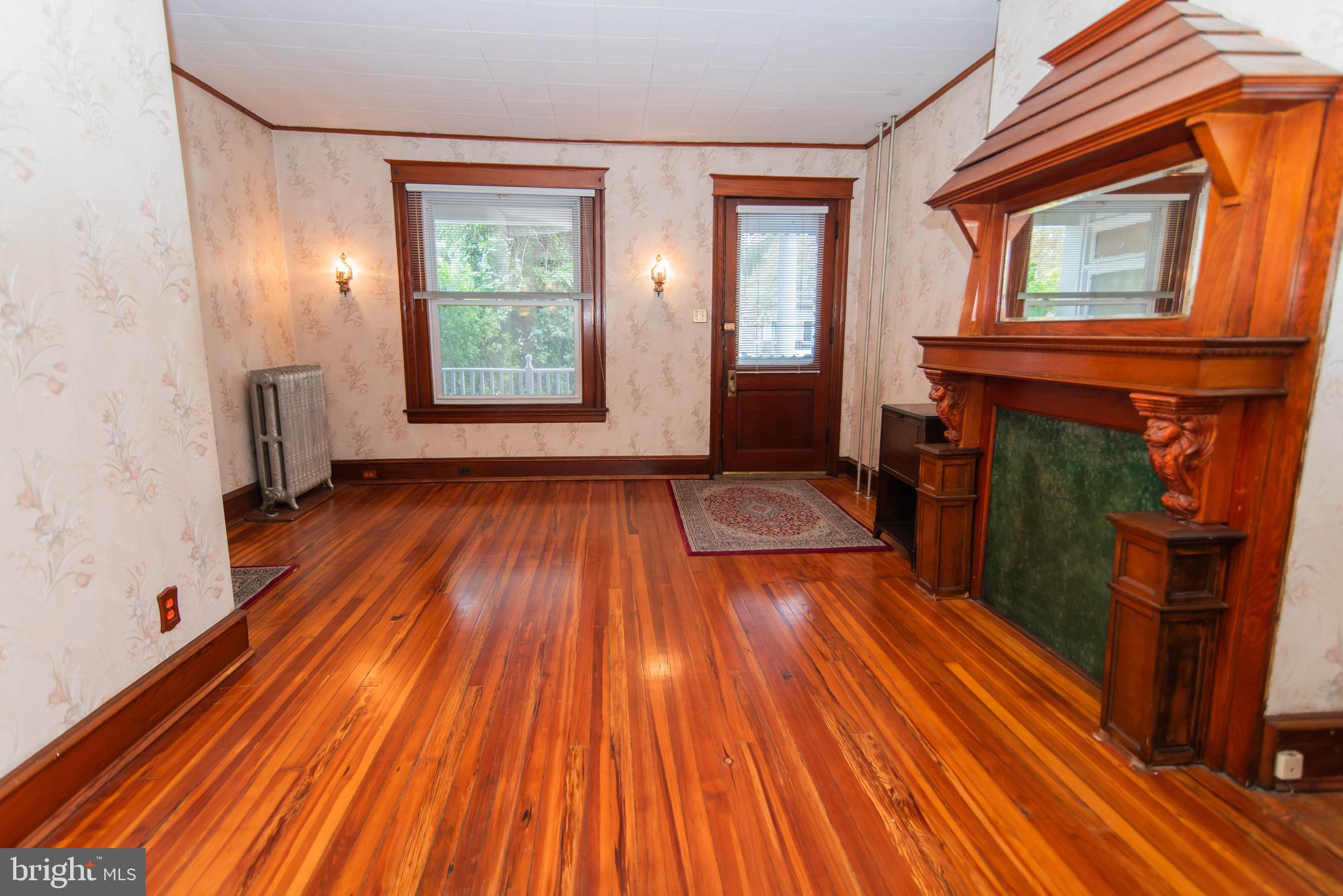 LAWNDALE - Residential