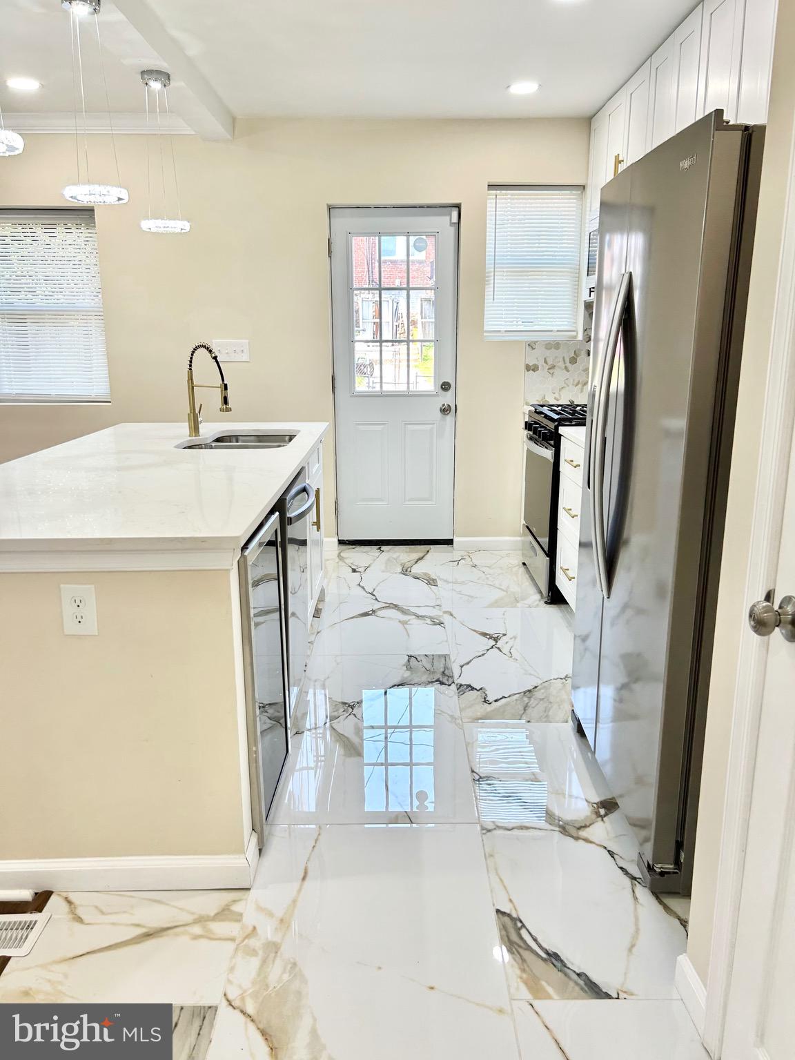 BELAIR-EDISON - Residential