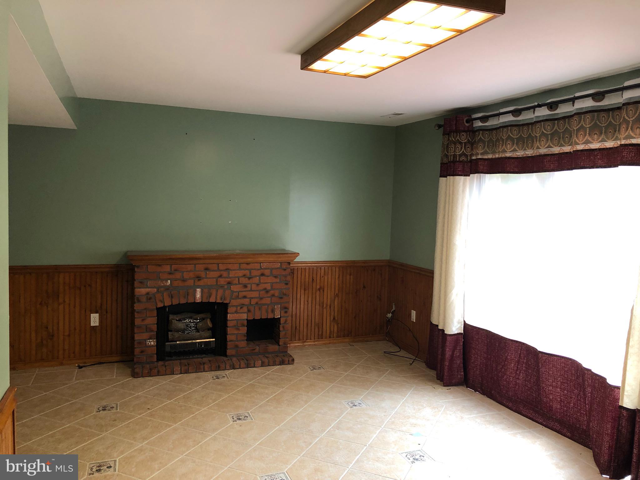 DORSEY HALL - Residential Lease