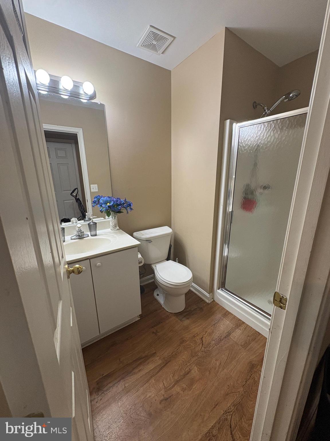 CARROLLWOOD MANOR - Residential