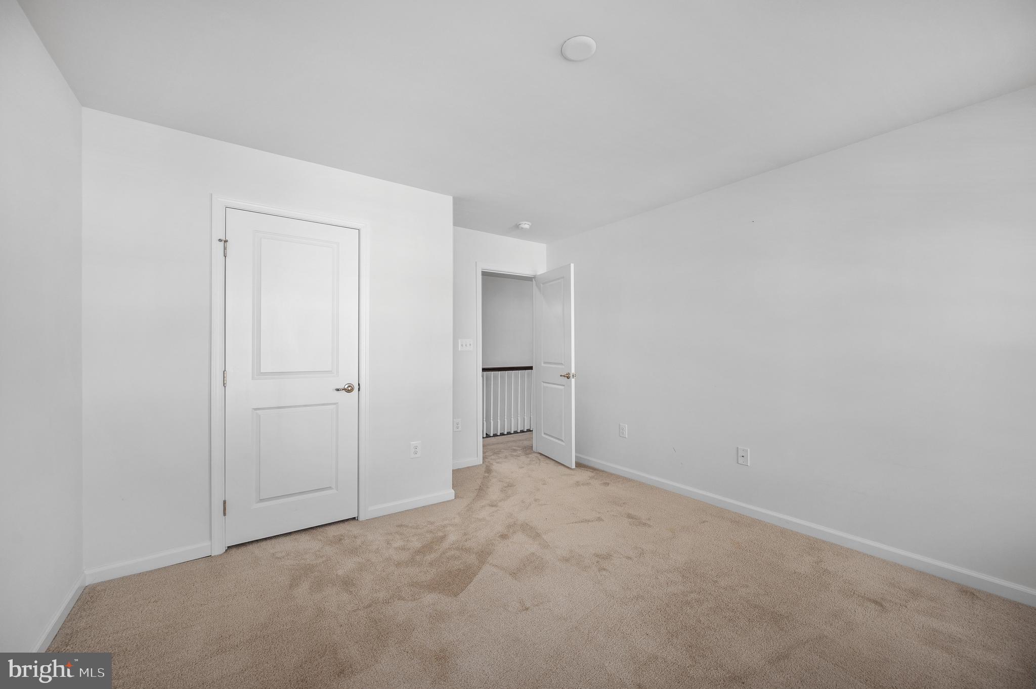 LEE'S PARKE - Residential