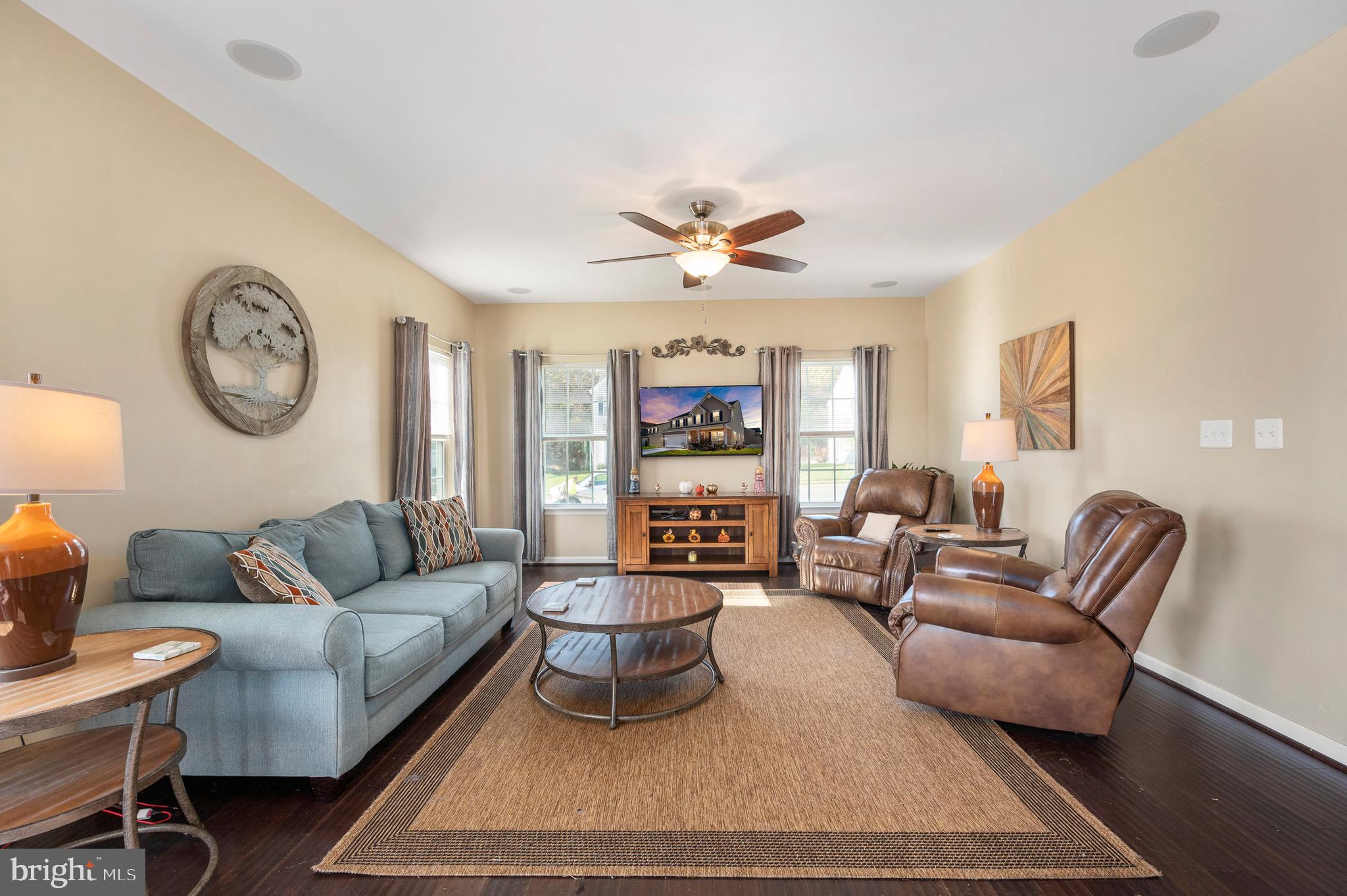 LEE'S PARKE - Residential