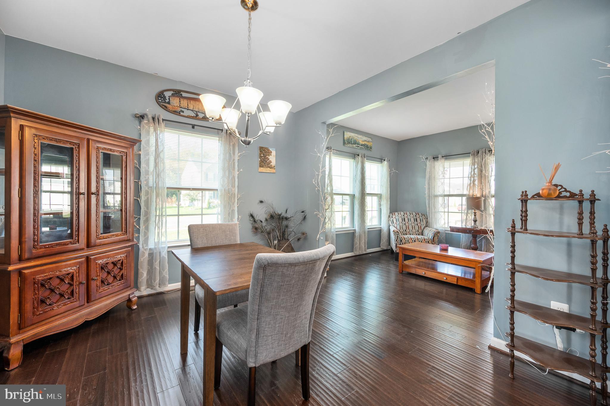 LEE'S PARKE - Residential