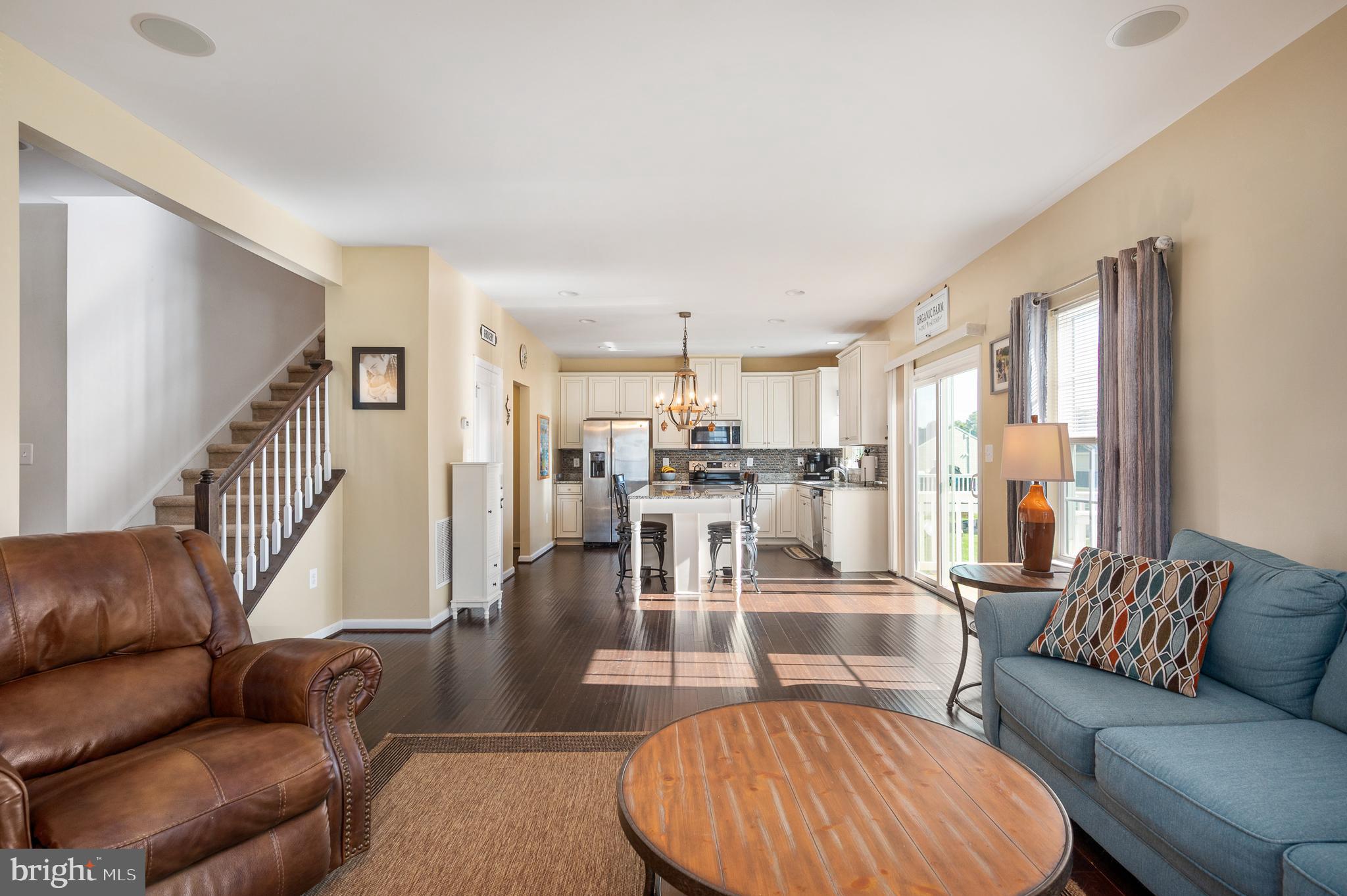 LEE'S PARKE - Residential