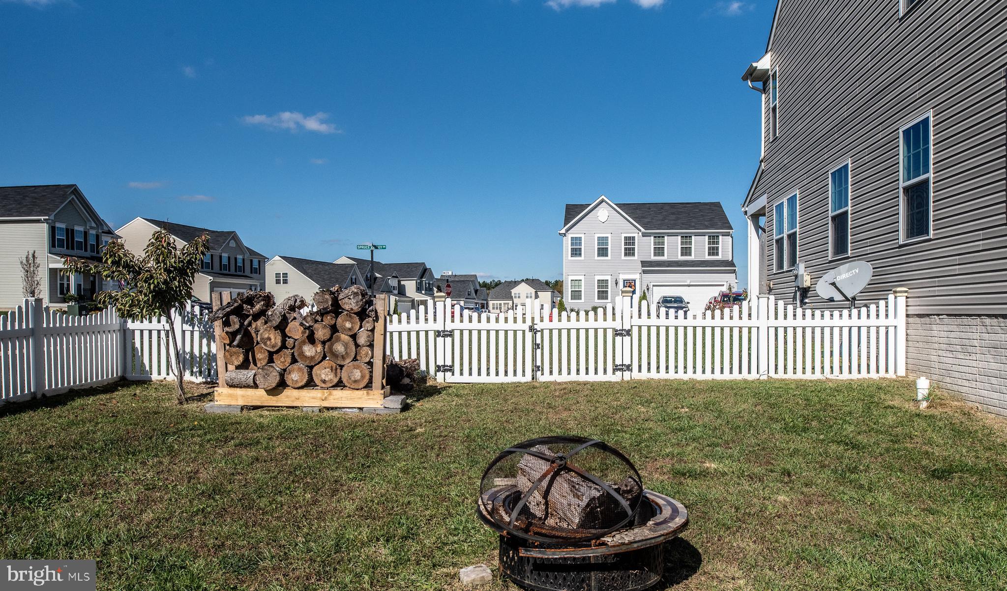 LEE'S PARKE - Residential