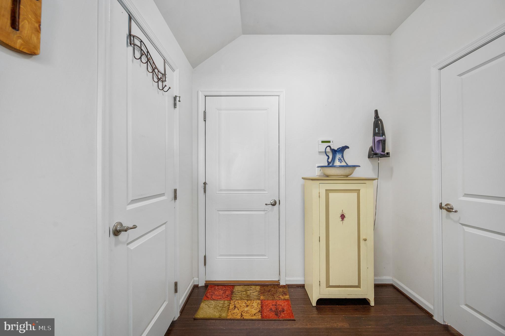 LEE'S PARKE - Residential