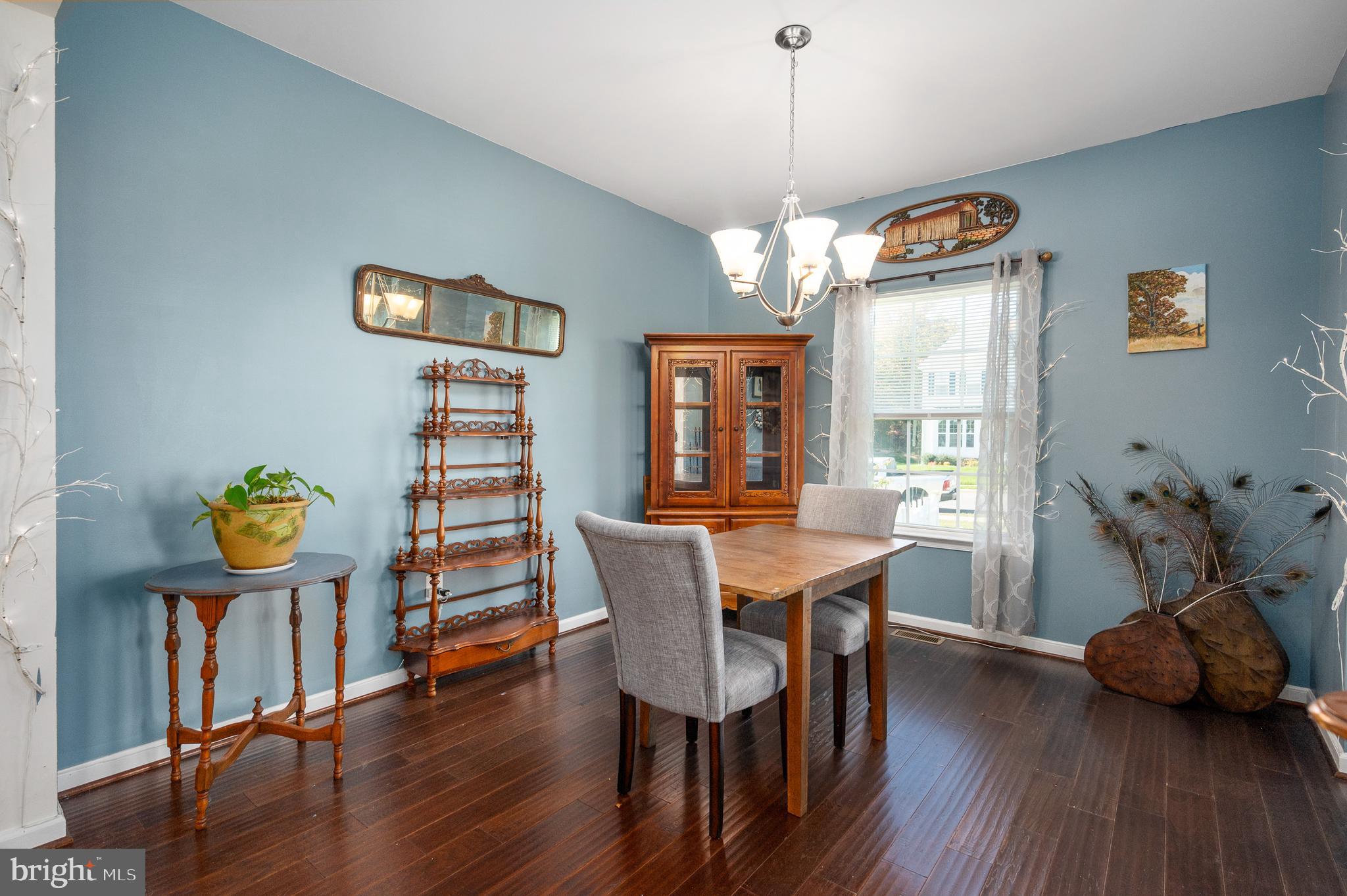 LEE'S PARKE - Residential