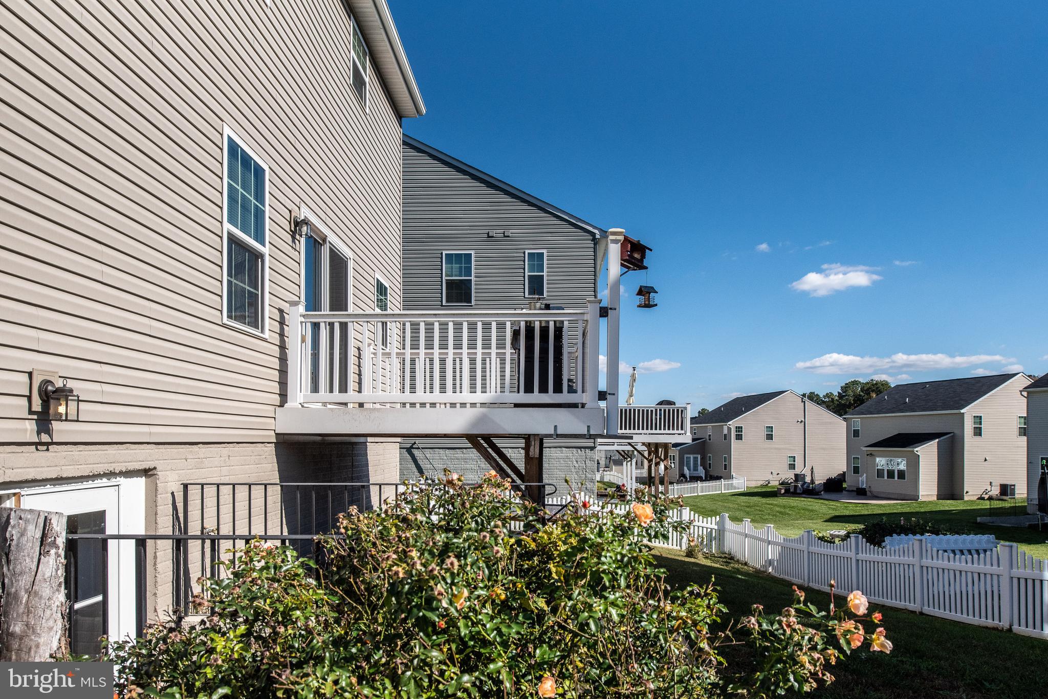 LEE'S PARKE - Residential