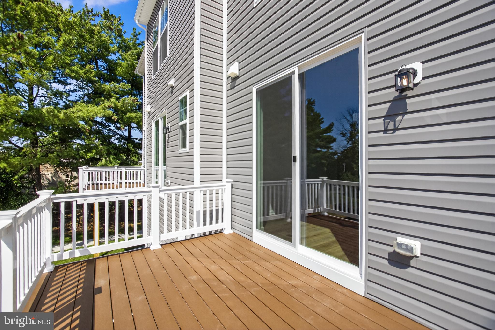 MONTGOMERY VILLAGE - Residential