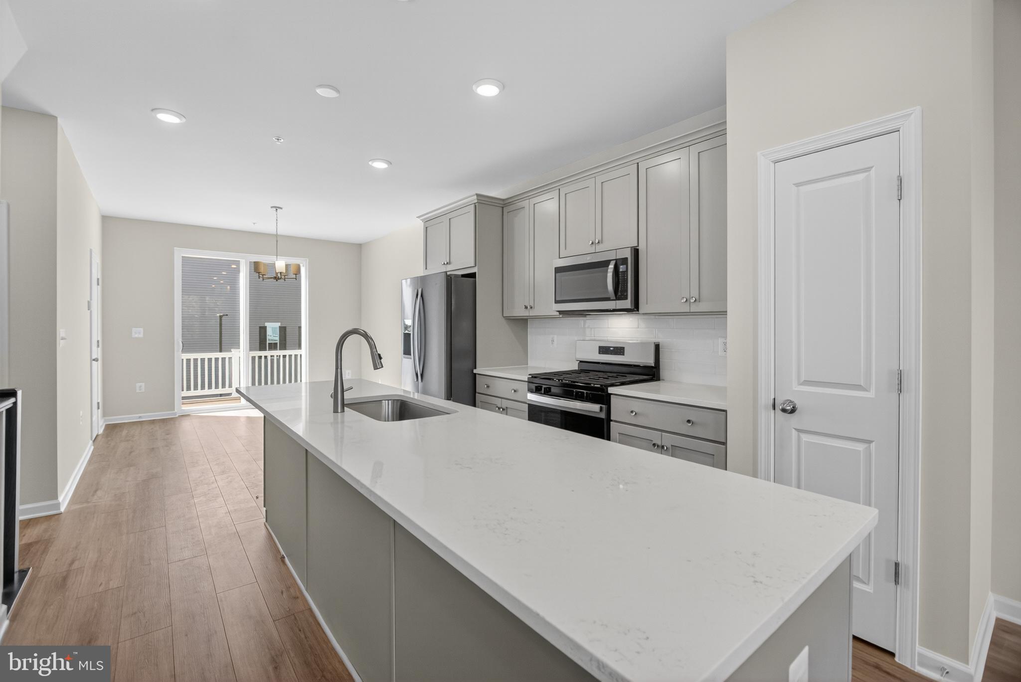 MONTGOMERY VILLAGE - Residential