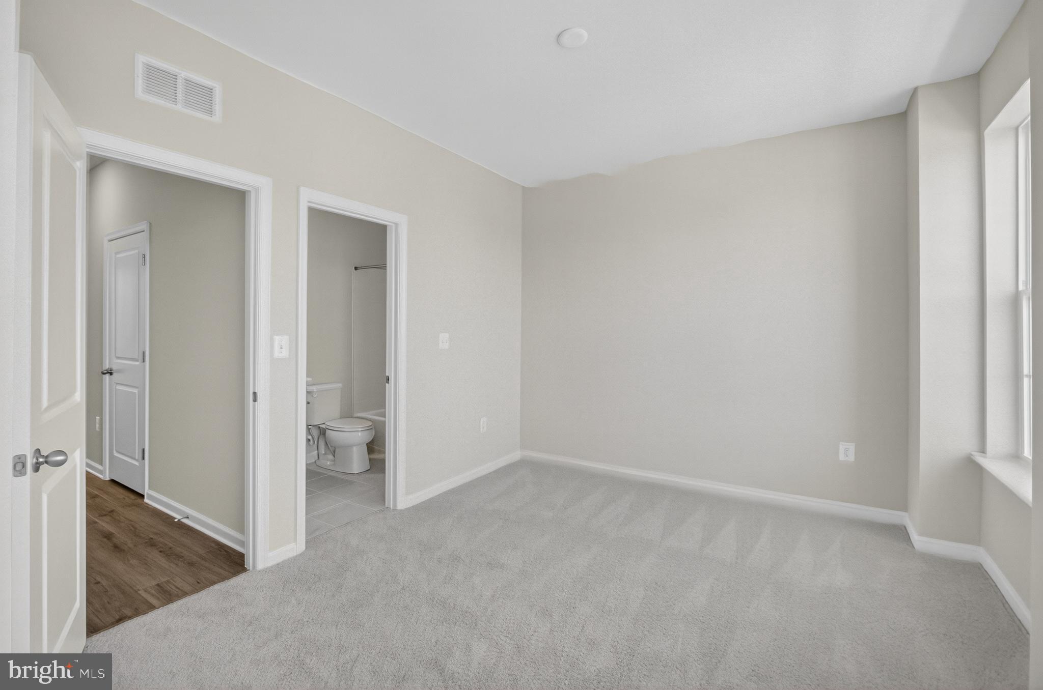 MONTGOMERY VILLAGE - Residential