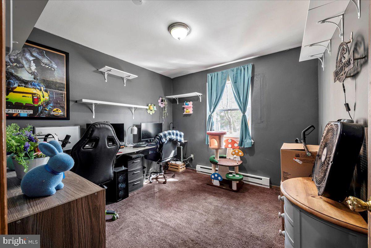 POCONO COUNTRY PLACE - Residential