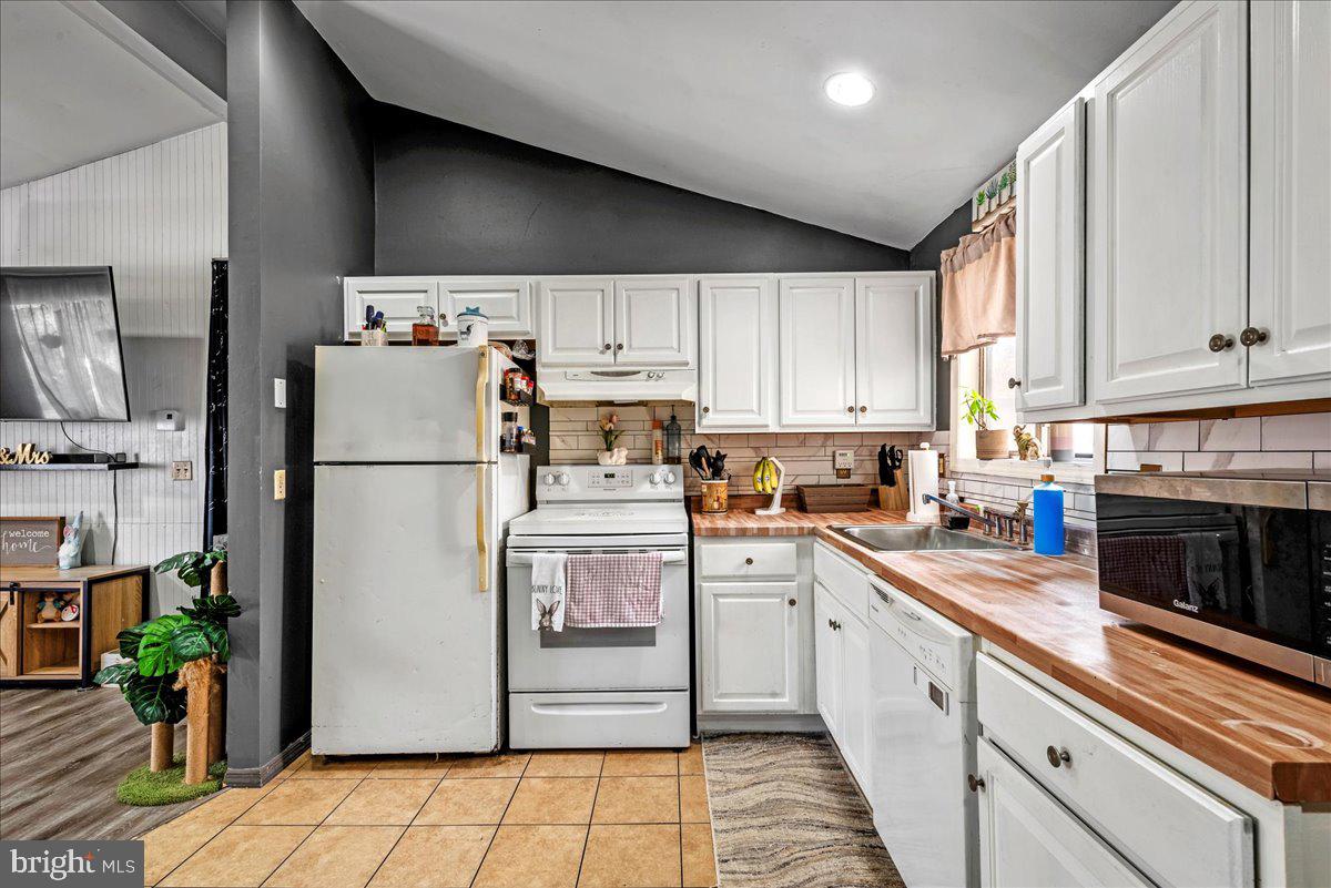 POCONO COUNTRY PLACE - Residential