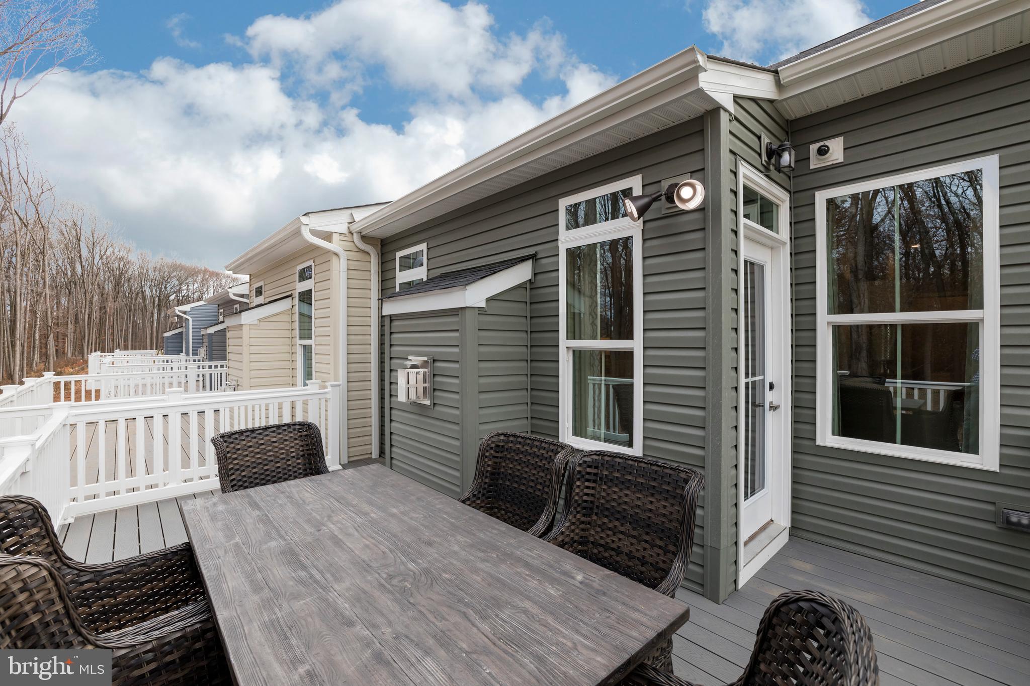 LONGWOOD PRESERVE - Residential