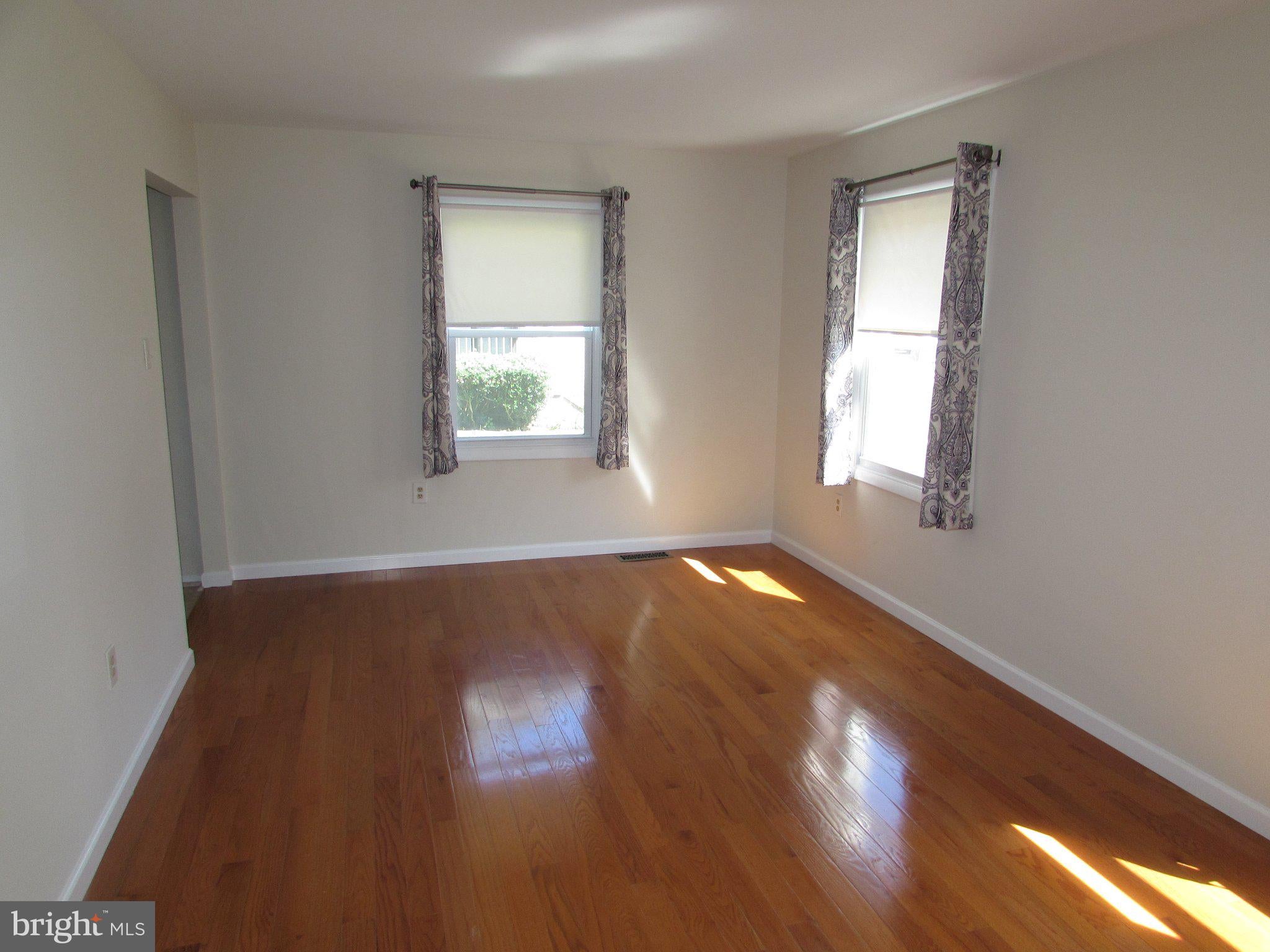 1614 MOUNT AIRY COURT